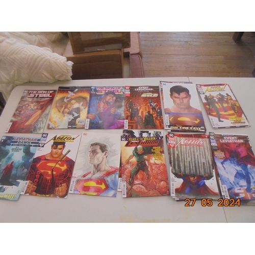 135 - 30 Superman Comics