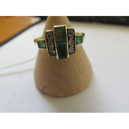 116 - Art Deco Stye Gold, Emerald and Diamond Ring