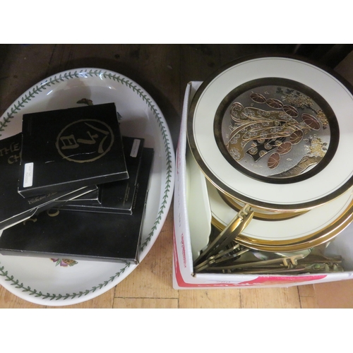 260 - Small Box of Tea Ware and Chokin Plates on Portmerion Botanic Garden Tray