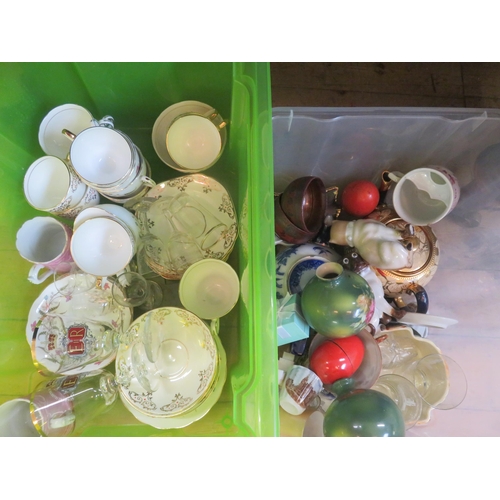 354 - Box of Mixed Bric-a-Brac and Mixed Teaware