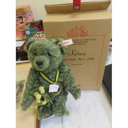 337 - Steiff' 'Sydney Bear 2000' - Box and Paperwork