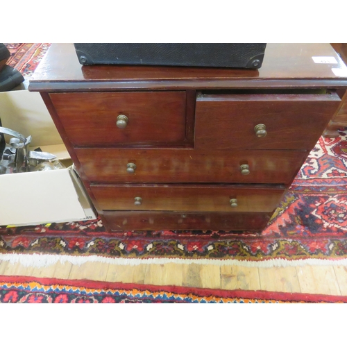 423 - Mahogany Bedside Chest of Drawers