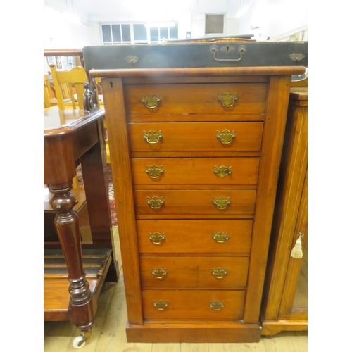 451 - 19th Century Mahogany Seven Drawer Wellington Chest