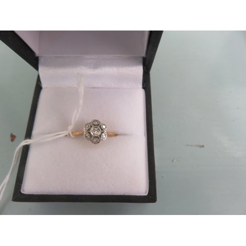 128 - 18ct Yellow gold Diamond Petal Ring