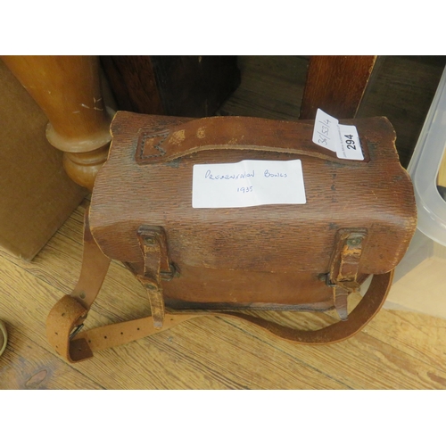 294 - Leather Cased 1935 Presentation Set of Lawn Bowls