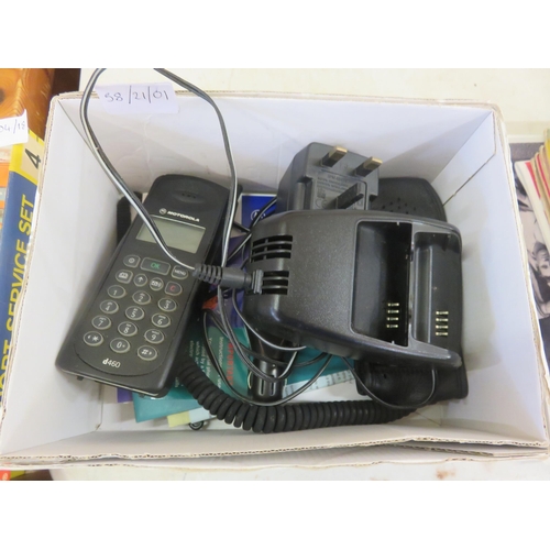 175 - Motorola d460 Retro Phone in box