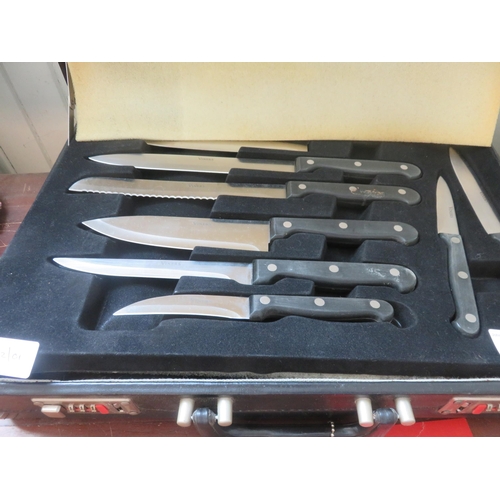 316 - Combination Cased Viners Kitchen Knives