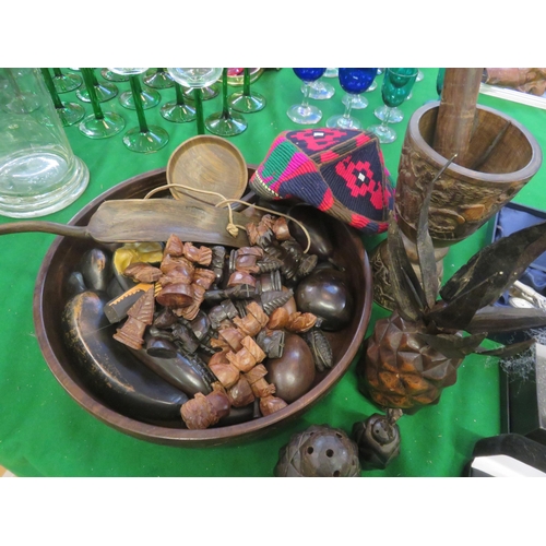 22 - Quantity of Malawian items: Carved Bowl, Fruits, Chess Pieces and Mortar and Pestle