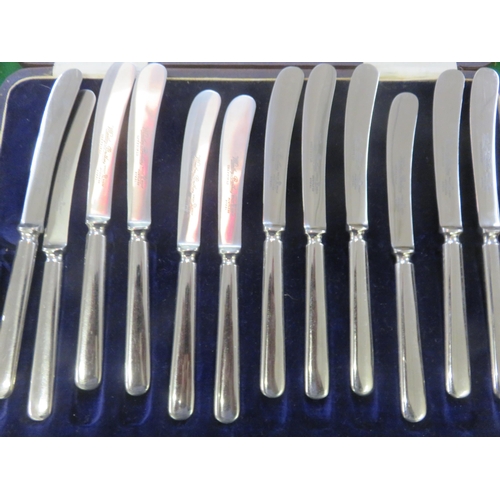 281 - Cased Set of 12 Butter knives