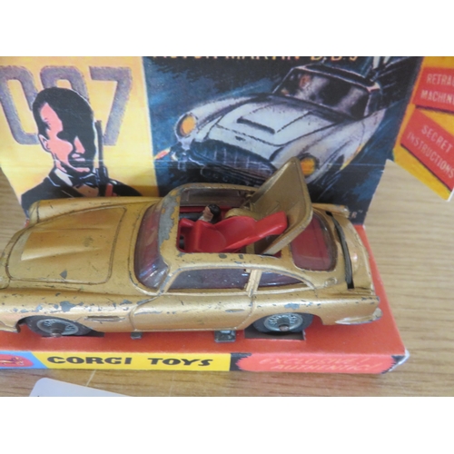 151 - 1960's Corgi James bond Aston Martin D.B.S. with box