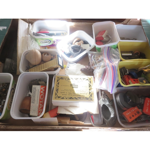 174 - Box of Curios