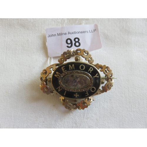 98 - Victorian Yellow Metal Mourning Brooch