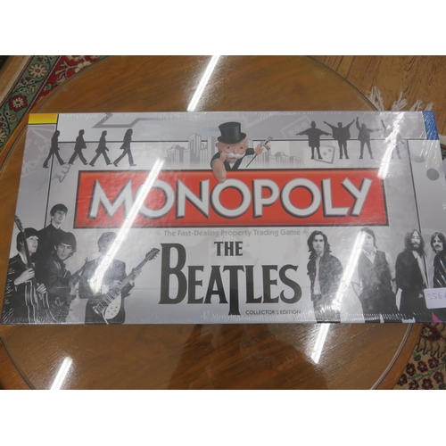 356A - Monopoly The Beatles Collectors Edition in sealed box