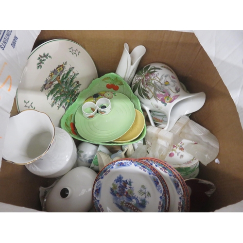 374 - Box of Ceramics