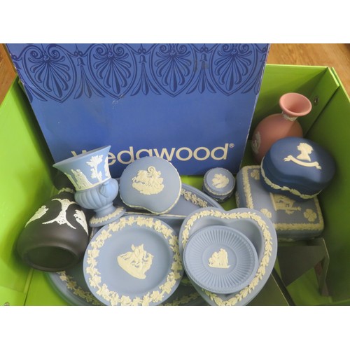 273 - Box of Wedgwood