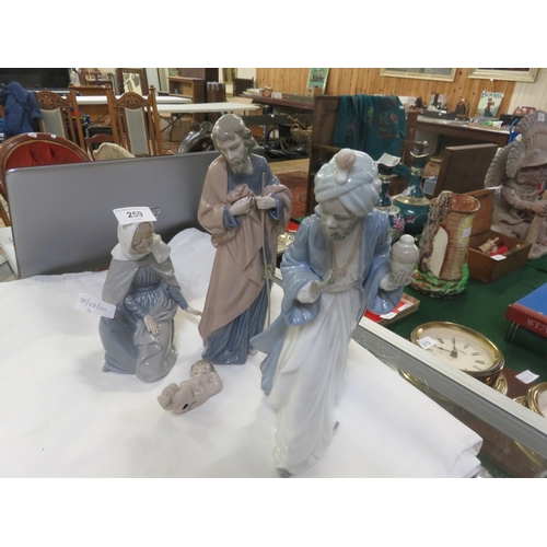 259 - Nao Four Piece Nativity Mary, Joseph, Jesus and a Wise Man