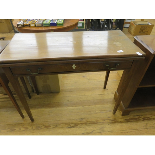 430 - Georgian Mahogany Lift Over Tea Table