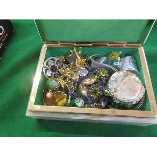 224 - Small Box of Jewellery