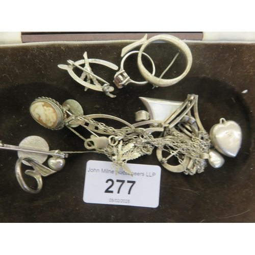 277 - Lot of Silver Jewellery, Rings, Bracelets, Pendants etc.