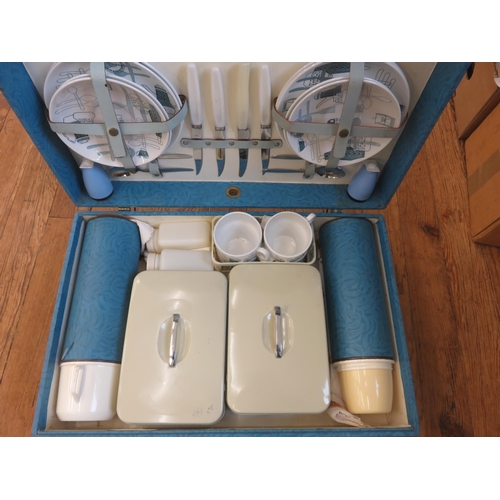 321 - Cased Picnic Set