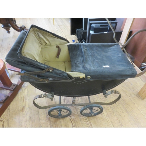 415 - Antique Dolls Pram