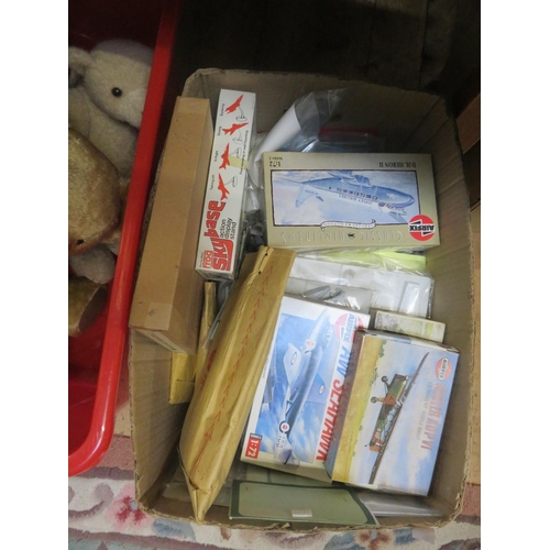 281 - Box of Aeroplane Model Kits