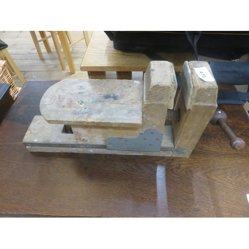Book binder's Vice