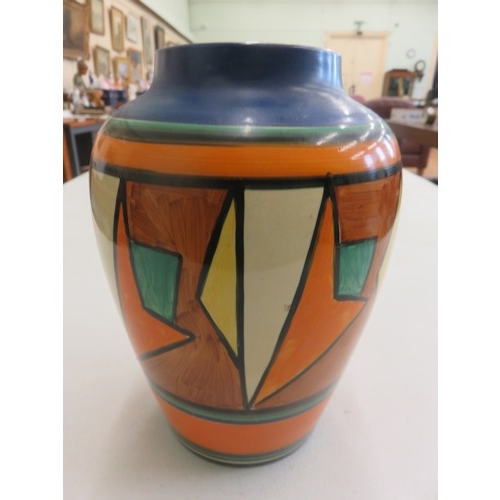 Clarice Cliff Vase - Bizarre