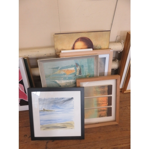 12 - Bundle of pictures