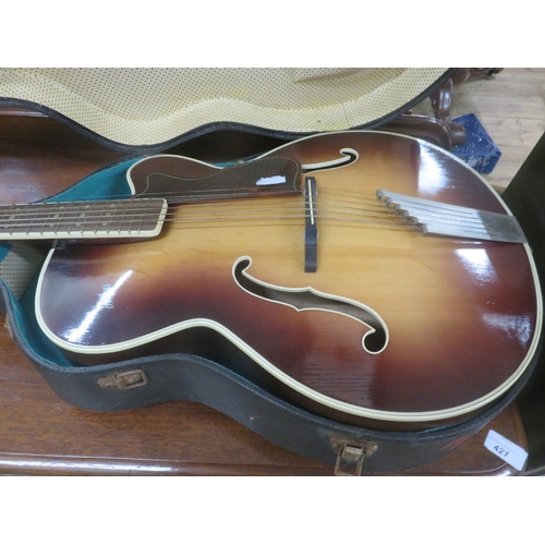 Vintage Hofner Hollow Body Guitar in fitted case