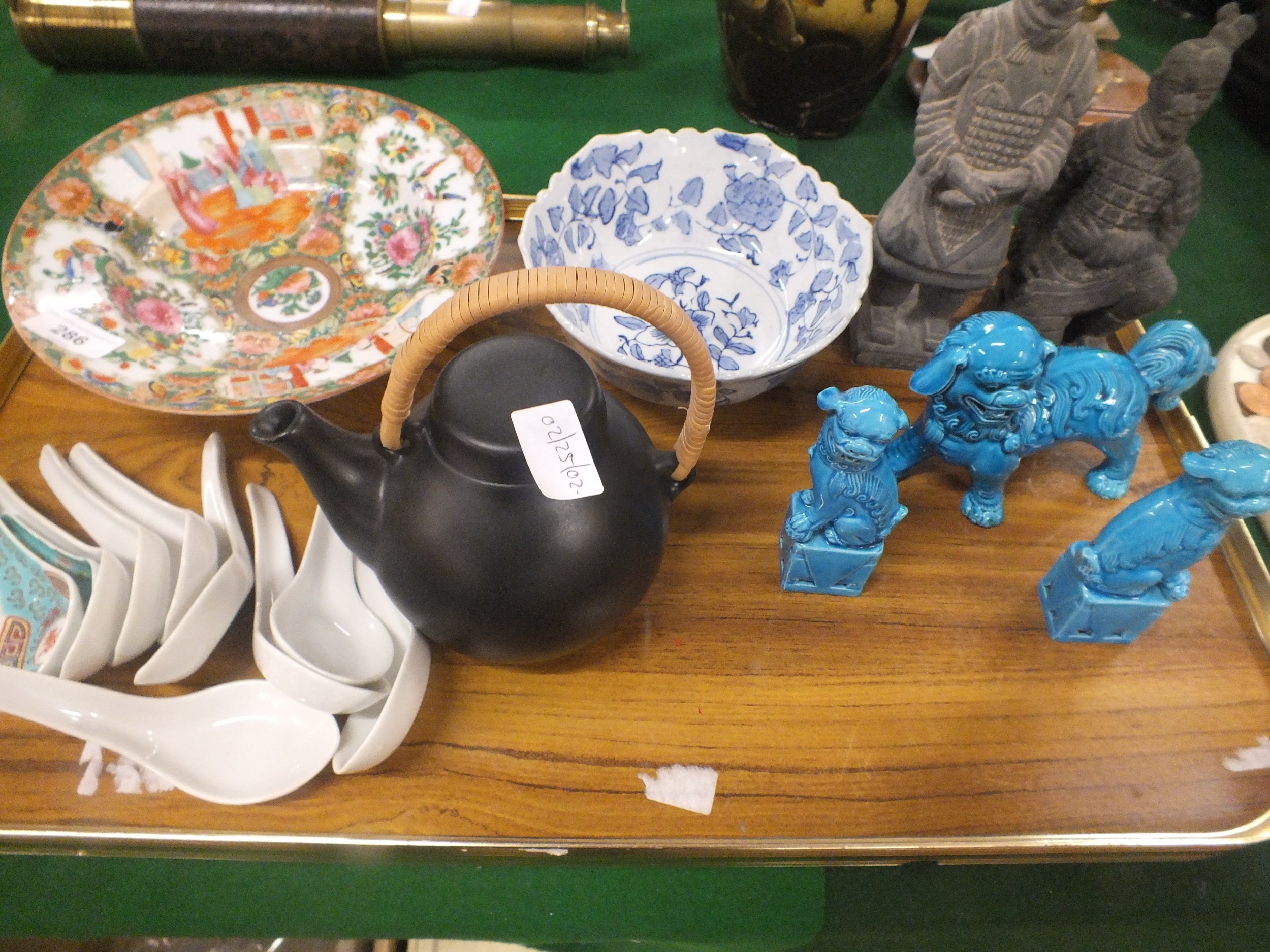 Tray of Eastern items, Foo Dogs, Plate, Bowl, Teapot etc.