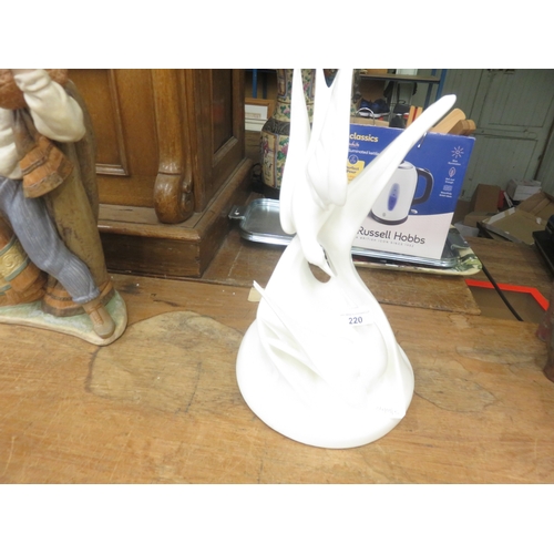 220 - Royal Doulton Courtship Table Centre