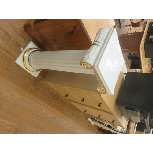 373 - Ceramic Pot Stand