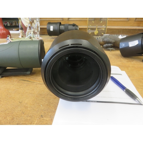 226 - Nikon SWM/VR/ED/IF 095 with HB-71 Lens Hood