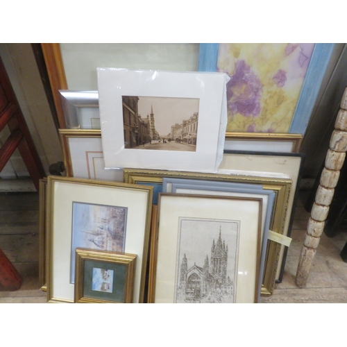 1 - Very Large Lot of Assorted Pictures