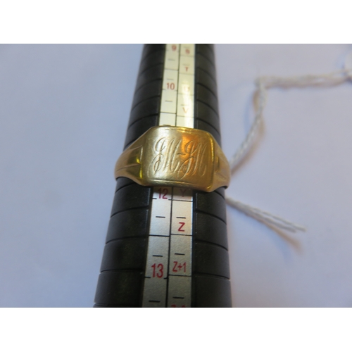 44 - 9ct Gold Signet Ring 2.5gms,  Size Y