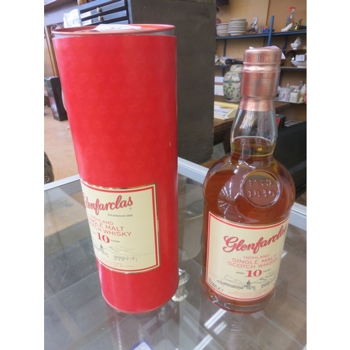 55 - Boxed Bottle of Glenfarclas 10 year old Malt whisky