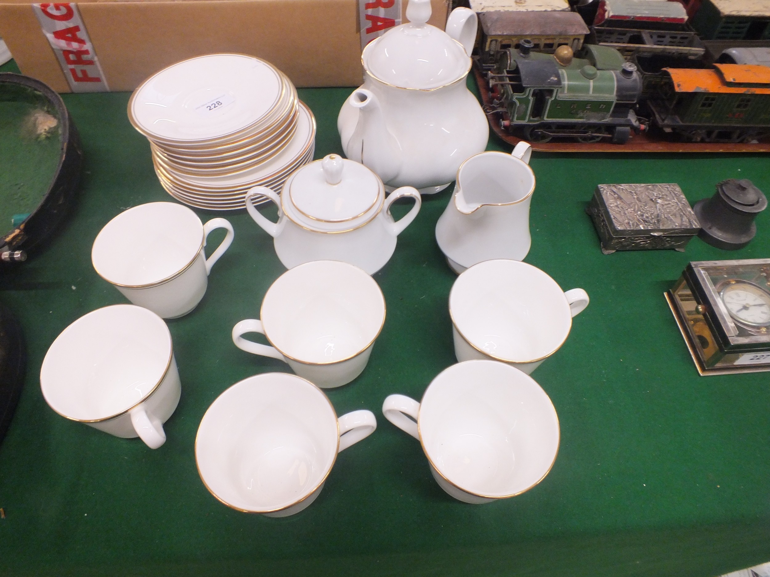 Royal Doulton Gold Concord Six Setting Tea Service