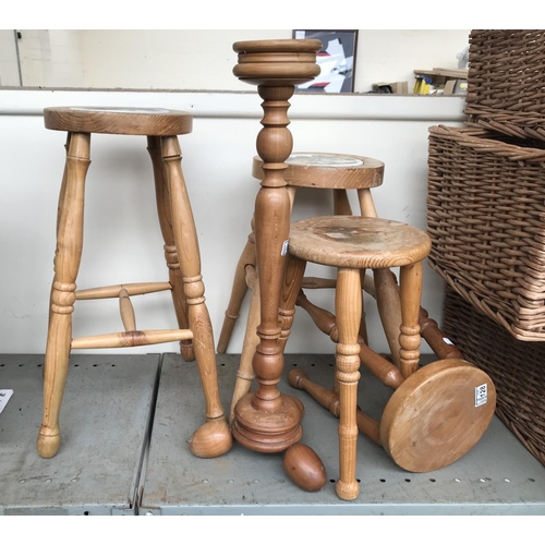 128 - 4 Stools and a candle stand