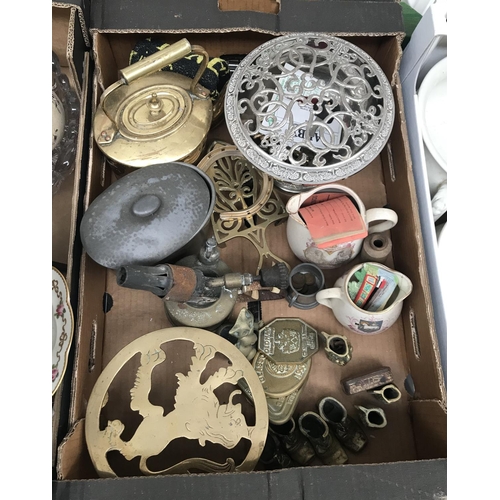 86 - Box containing brassware etc