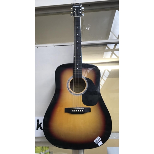 382 - Acoustic guitar