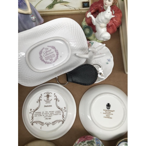 77 - Box containing Royal Doulton 