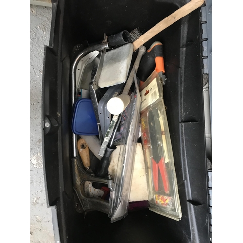 189 - 2 Toolboxes and contents