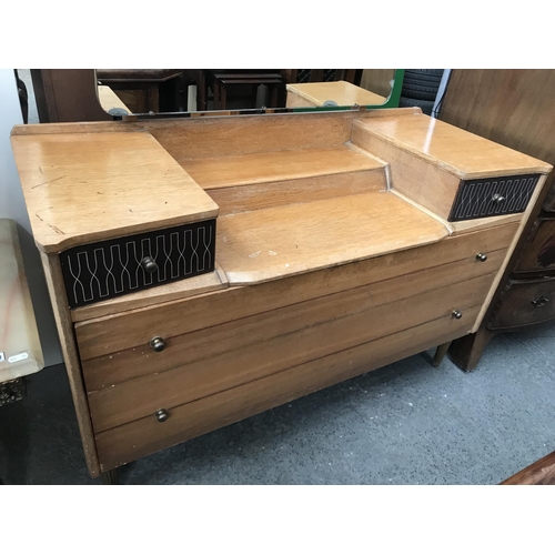 224 - Vintage mirror back dressing table