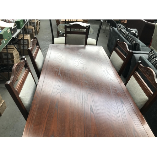 480 - Extending table and 6 chairs