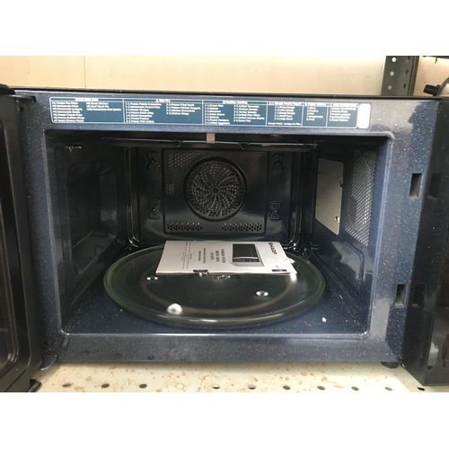 226 - Samsung microwave