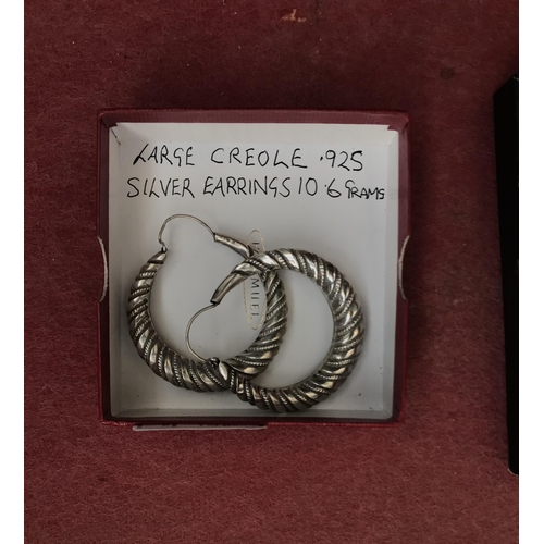 543 - Pair of silver creole earrings (10.6g)