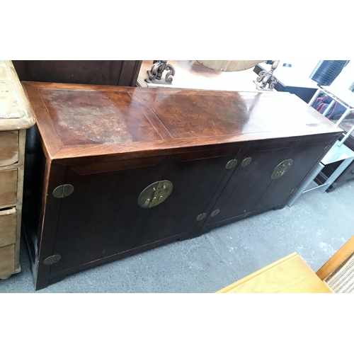 300 - Oriental style sideboard