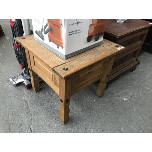 321 - Corona pine coffee table