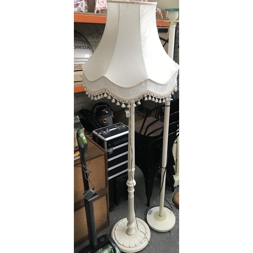 394 - Floor standing lamp